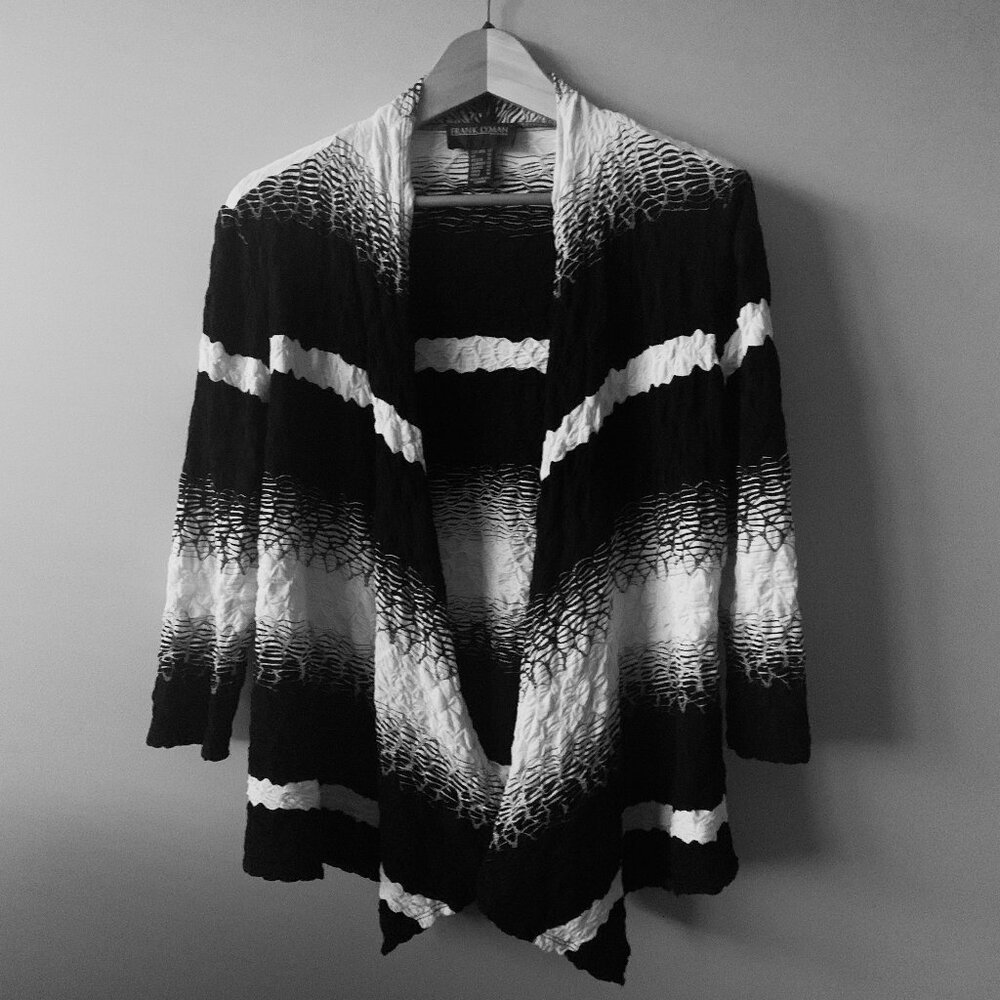 Frank Lyman open front cardigan